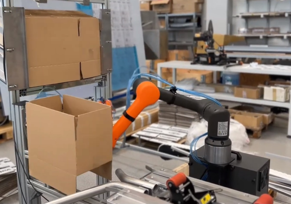 Robot pakujący hurtowo